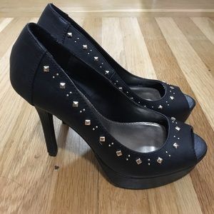 Fioni Black Studded Heels